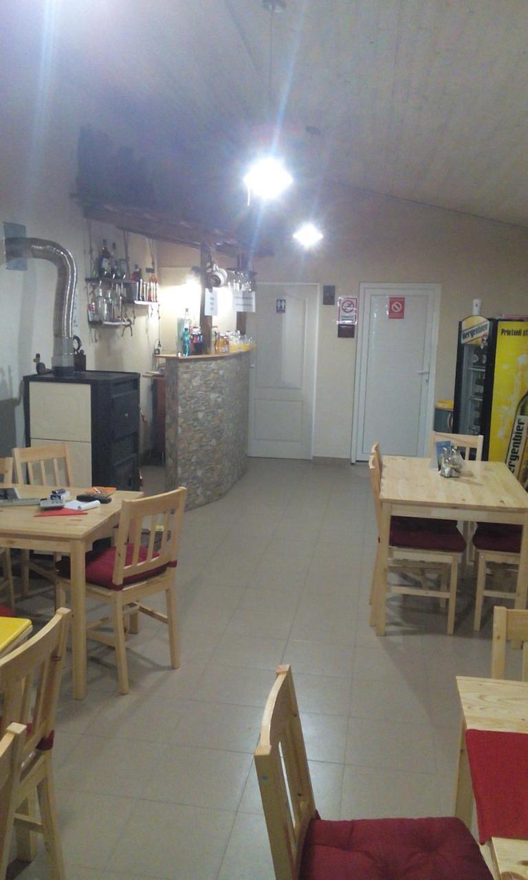 Casa Cosmin Guest House Dobra Exterior foto